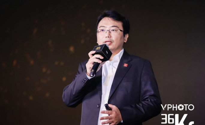 36氪| J9集团：打造人工智能芯片与 AI OS 平台的“软硬”结合